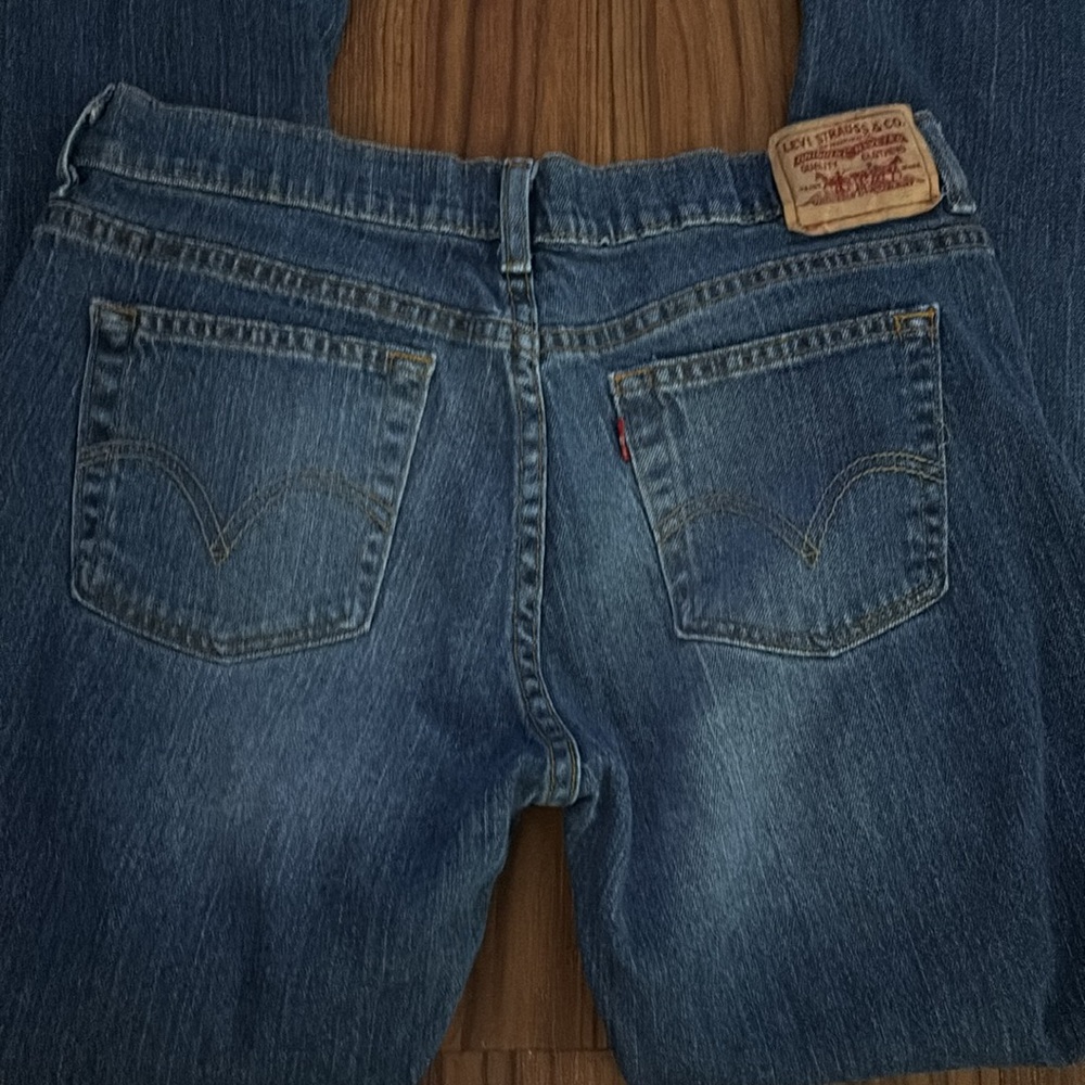 Levis. FIRM…. FINAL - Picture 2 of 3